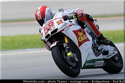 motogp_simoncelli_16_malaisie_2010.jpg