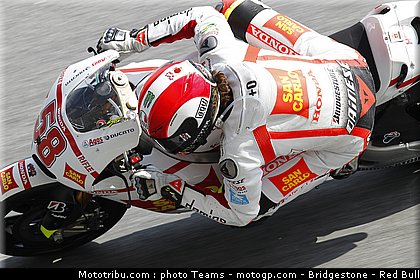motogp_simoncelli_25_malaisie_2010.jpg