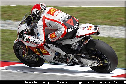 motogp_simoncelli_27_malaisie_2010.jpg