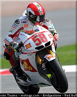 motogp_simoncelli_34_malaisie_2010.jpg