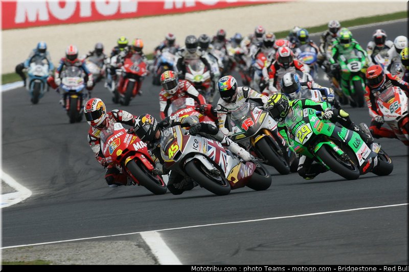 moto2_002_australie_2010