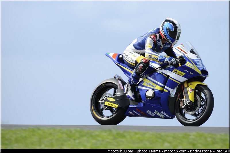 moto2_derosa_03_australie_2010