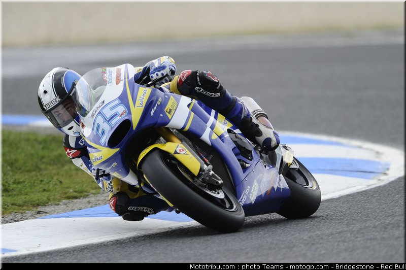 moto2_derosa_05_australie_2010