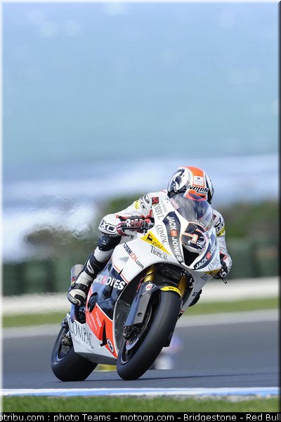 moto2_olive_2_australie_2010