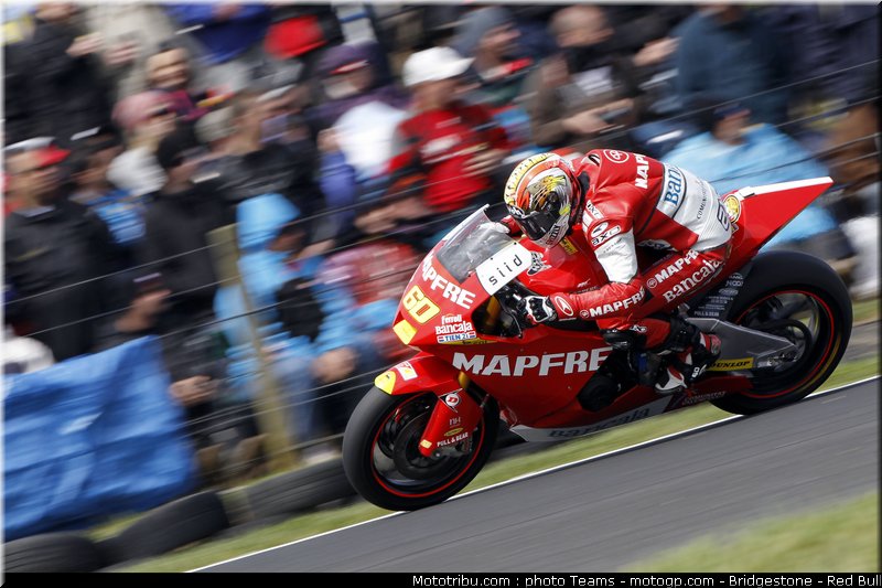 moto2_simon_09_australie_2010