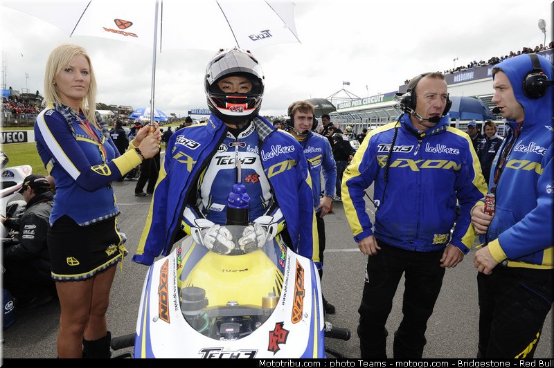 motogp_pitbabe_15_australie_2010
