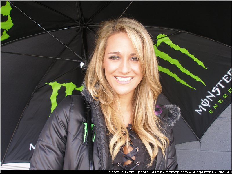 motogp_pitbabe_16_australie_2010