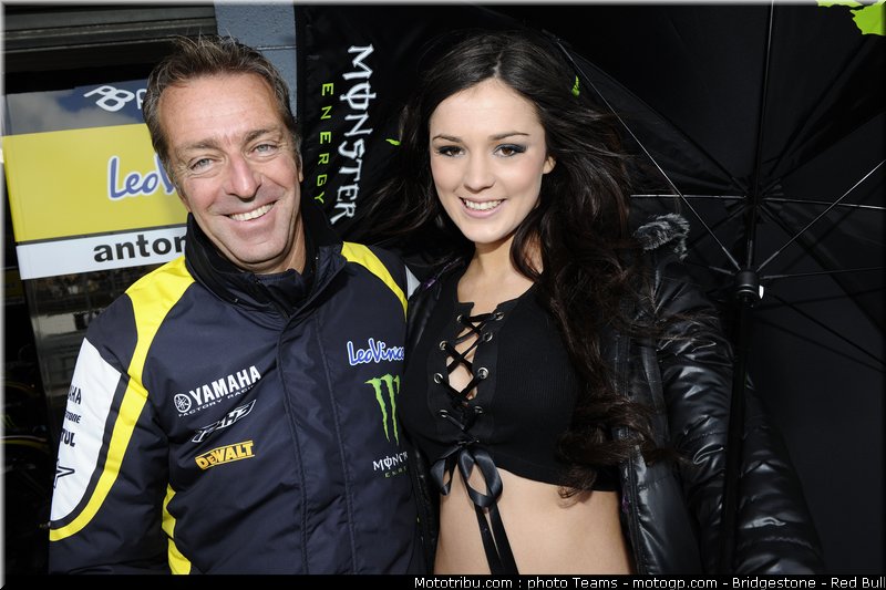 motogp_pitbabe_17_australie_2010