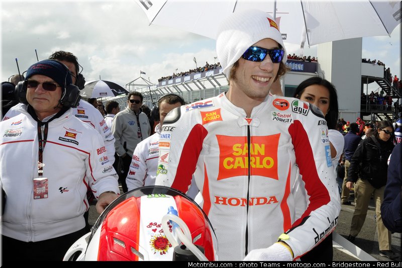 motogp_simoncelli_31_australie_2010
