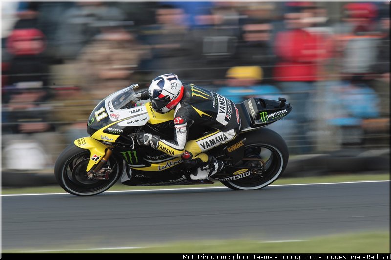 motogp_spies_20_australie_2010