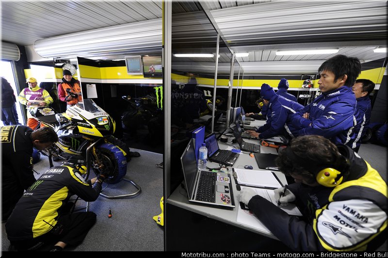 motogp_tech3_1_australie_2010