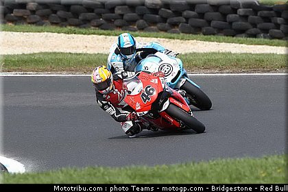 moto2_038_australie_2010.jpg