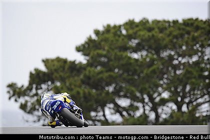 moto2_derosa_07_australie_2010.jpg