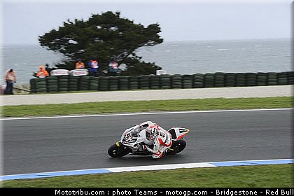 moto2_olive_1_australie_2010.jpg