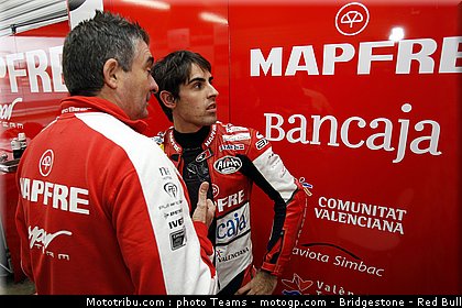 moto2_simon_02_australie_2010.jpg