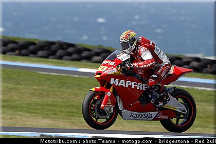 moto2_simon_05_australie_2010.jpg