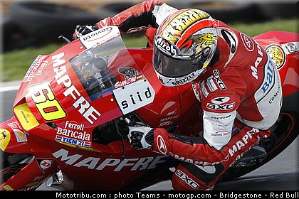 moto2_simon_07_australie_2010.jpg