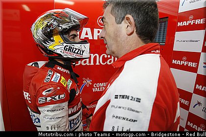 moto2_simon_08_australie_2010.jpg
