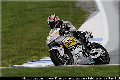 motogp_aoyama_3_australie_2010.jpg
