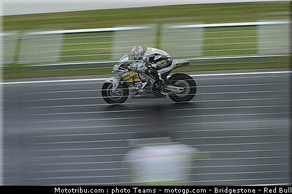 motogp_aoyama_8_australie_2010.jpg