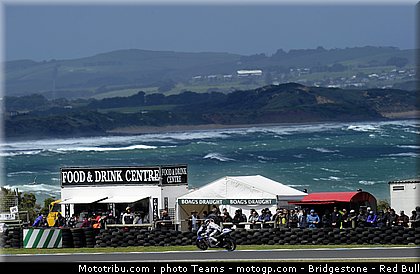 motogp_lorenzo_02_australie_2010.jpg