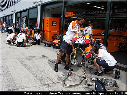 motogp_pedrosa_13_australie_2010.JPG