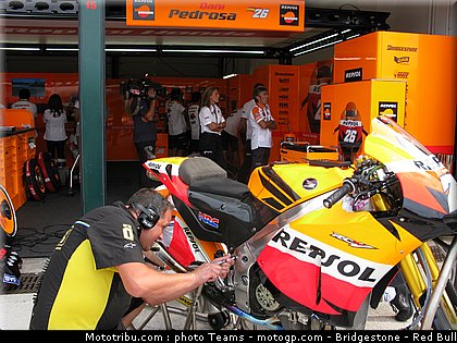 motogp_pedrosa_14_australie_2010.JPG