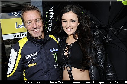 motogp_pitbabe_17_australie_2010.jpg