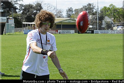 motogp_simoncelli_01_australie_2010.jpg