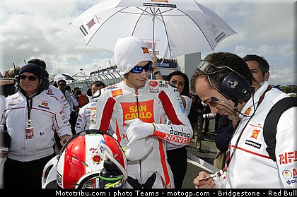 motogp_simoncelli_30_australie_2010.jpg