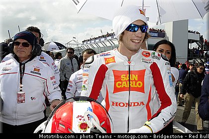 motogp_simoncelli_31_australie_2010.jpg