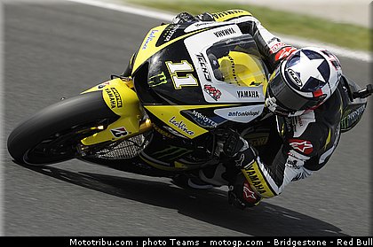 motogp_spies_02_australie_2010.jpg