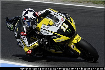 motogp_spies_17_australie_2010.jpg