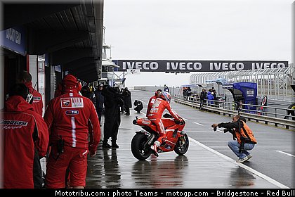 motogp_stoner_04_australie_2010.jpg
