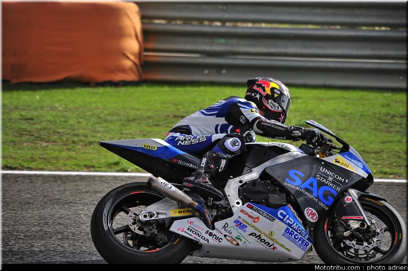 moto2_sofuoglu_04