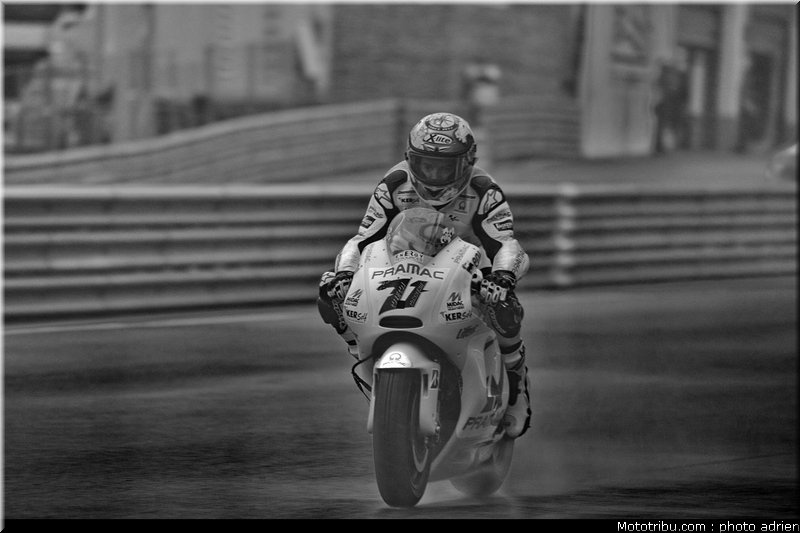 motogp_checa_8