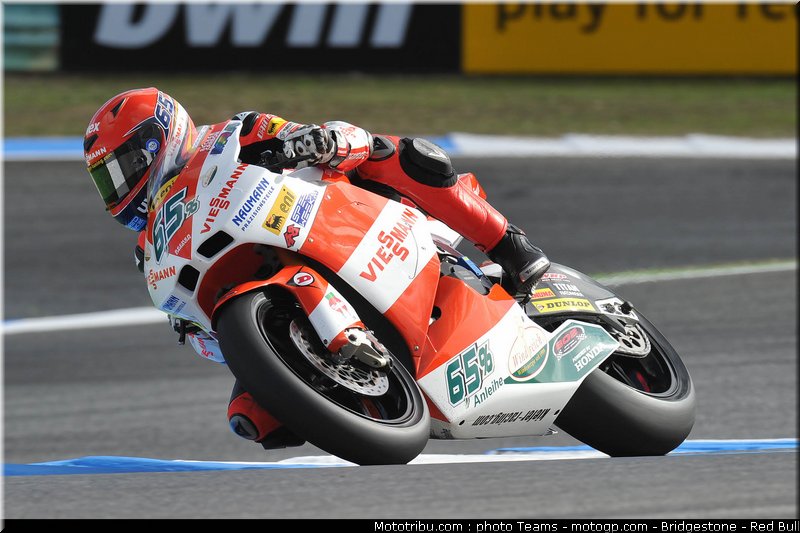 moto2_bradl_05