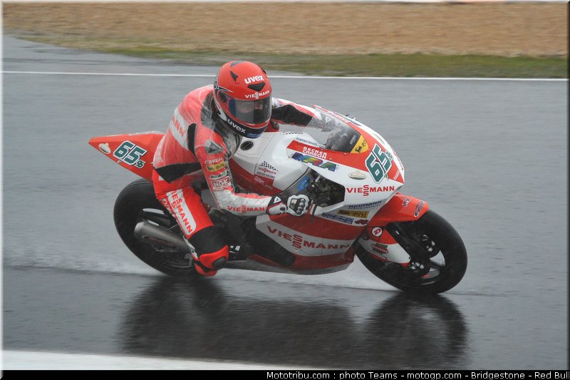 moto2_bradl_12