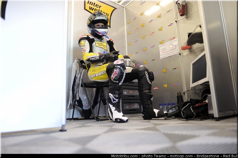 moto2_luthi_4