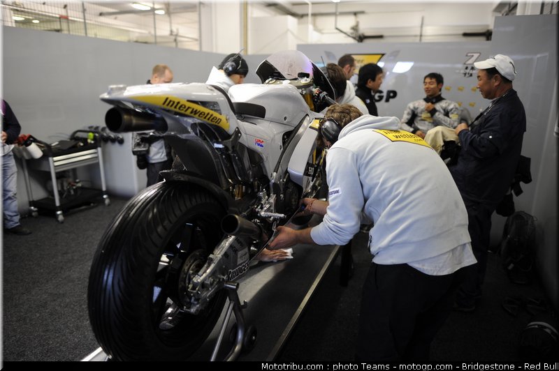 motogp_aoyama_1