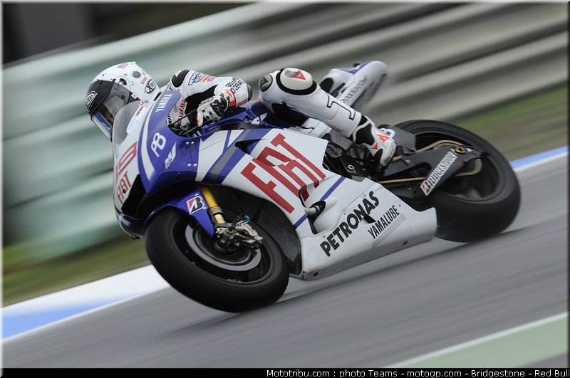 motogp_lorenzo_05