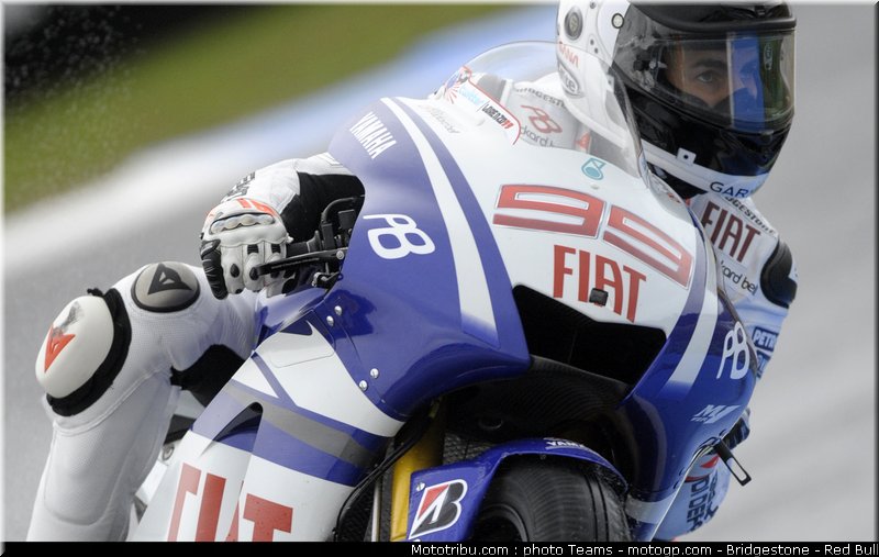 motogp_lorenzo_10