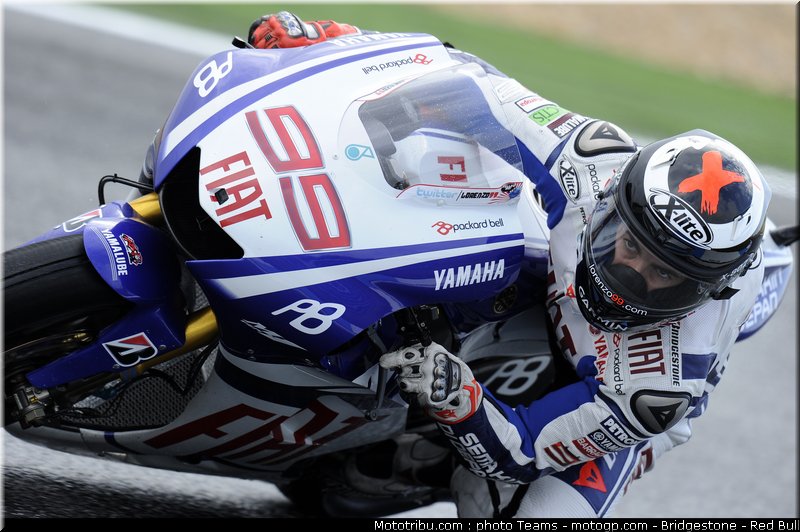 motogp_lorenzo_15