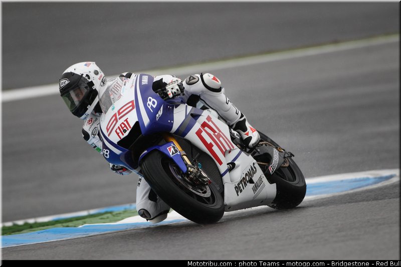 motogp_lorenzo_22