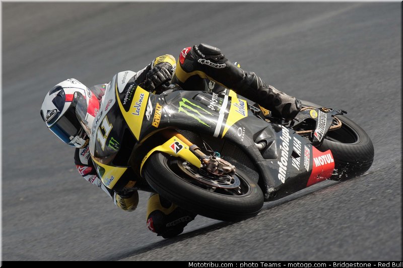 motogp_spies_09