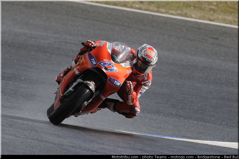 motogp_stoner_02
