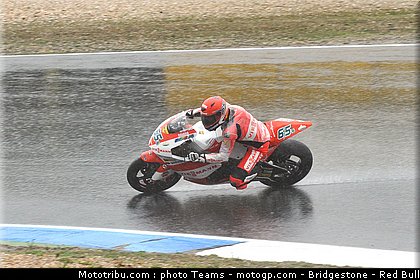 moto2_bradl_08.jpg