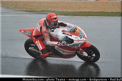 moto2_bradl_12.jpg