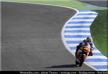 moto2_simon_07.jpg