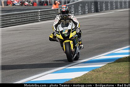 motogp_edwards_17.jpg